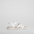Sandalia multitiras con corazones blanca COMFEET